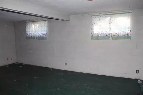 4395 Holland Loop Rd, Cave Junction, OR 97523 photo 12