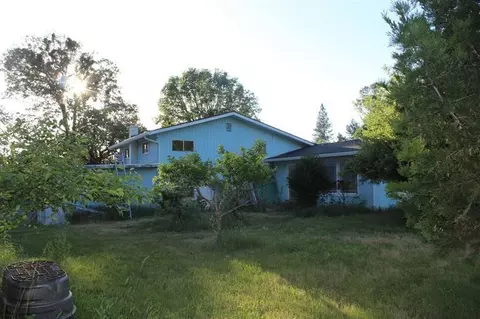 4395 Holland Loop Rd, Cave Junction, OR 97523 photo 11