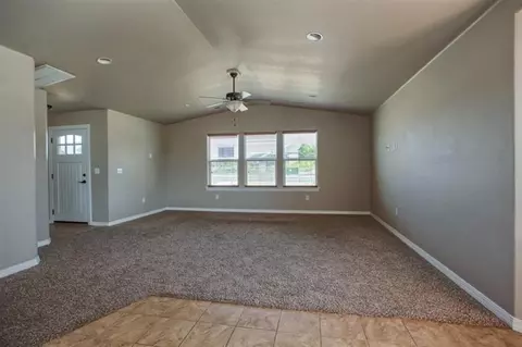803 Crystal Dr, Eagle Point, OR 97524 photo 9