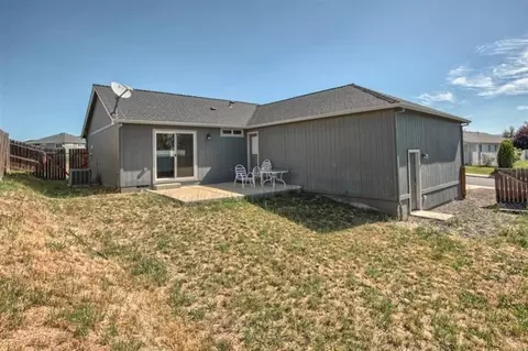 803 Crystal Dr, Eagle Point, OR 97524 photo 23