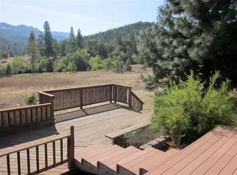8200 E Antelope Rd, Eagle Point, OR 97524 photo 14