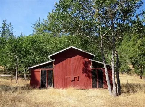 8200 E Antelope Rd, Eagle Point, OR 97524 photo 18
