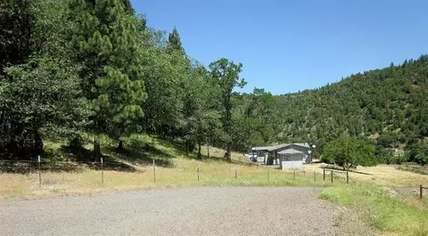 8200 E Antelope Rd, Eagle Point, OR 97524 photo 16