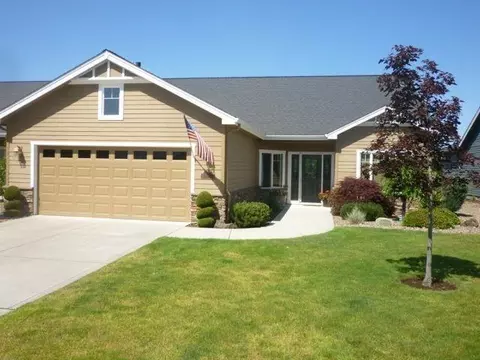 131 Sky Hawk Dr, Eagle Point, OR 97524 photo 1