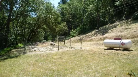 1500 Applegate Ave, Grants Pass, OR 97527 photo 9