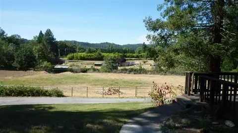 1500 Applegate Ave, Grants Pass, OR 97527 photo 7