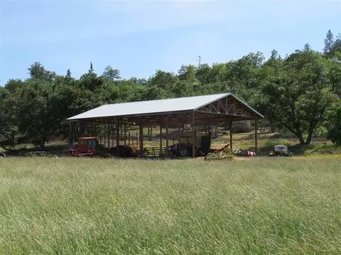 4063 E Antelope Rd, Eagle Point, OR 97524 photo 6