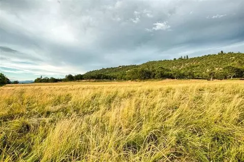 11900 Agate Rd, Eagle Point, OR 97524 photo 1