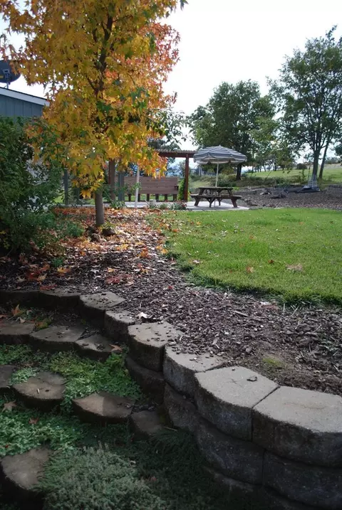1500 Ball Rd, Eagle Point, OR 97524 photo 6