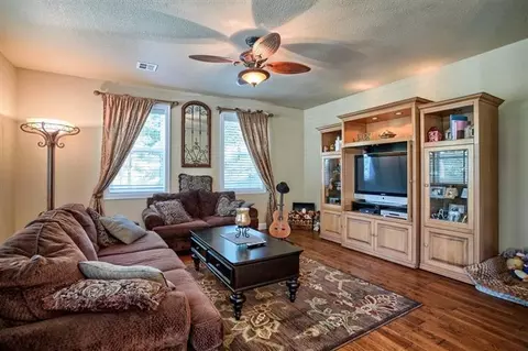 864 S Third St, Jacksonville, OR 97530 photo 20