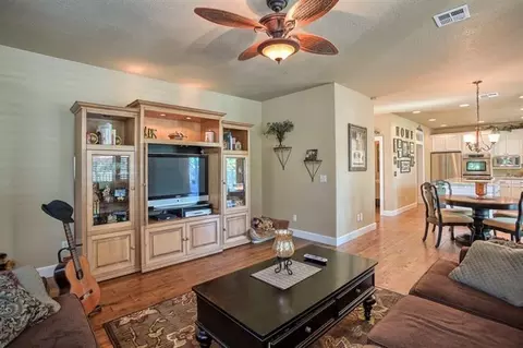 864 S Third St, Jacksonville, OR 97530 photo 19