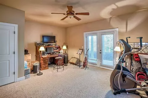864 S Third St, Jacksonville, OR 97530 photo 25
