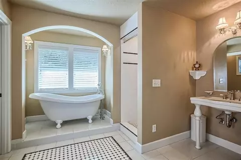 864 S Third St, Jacksonville, OR 97530 photo 23