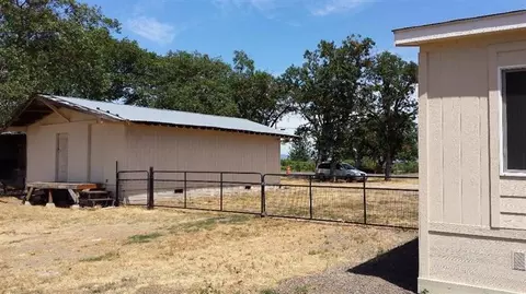 5865 Table Rock Rd, Central Point, OR 97502 photo 9