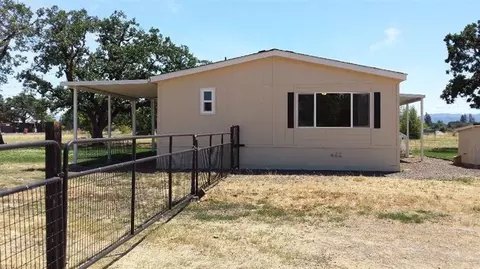 5865 Table Rock Rd, Central Point, OR 97502 photo 8