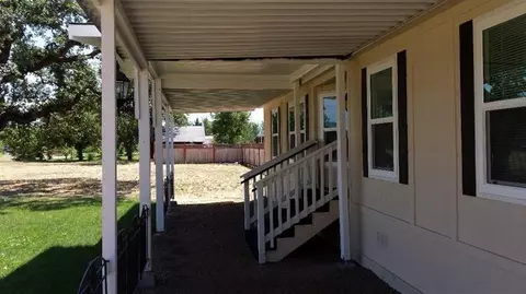 5865 Table Rock Rd, Central Point, OR 97502 photo 5