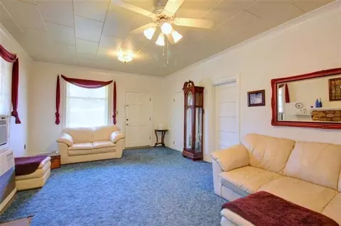 142 Loto St, Eagle Point, OR 97524 photo 3