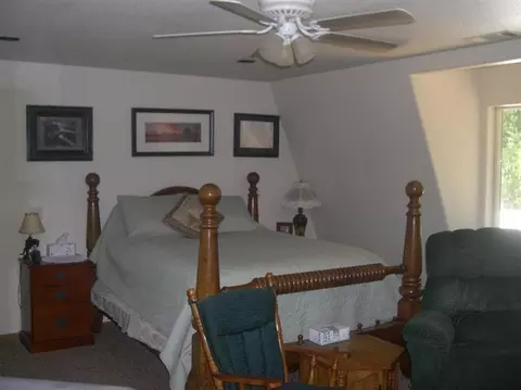 9237 Holland Loop, Cave Junction, OR 97523 photo 15