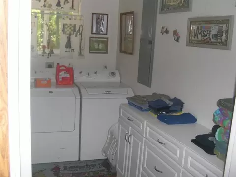 9237 Holland Loop, Cave Junction, OR 97523 photo 11