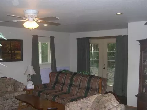 9237 Holland Loop, Cave Junction, OR 97523 photo 10