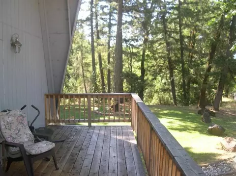 9237 Holland Loop, Cave Junction, OR 97523 photo 19