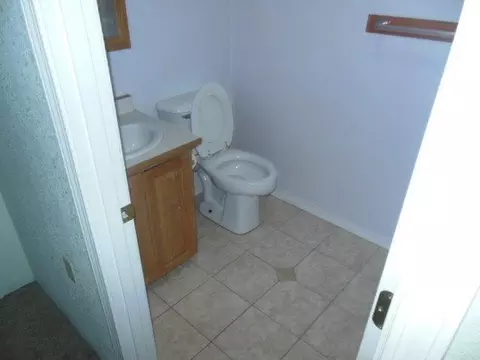 157 N Junction Ave, Cave Junction, OR 97523 photo 6