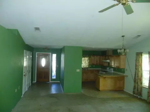 157 N Junction Ave, Cave Junction, OR 97523 photo 8