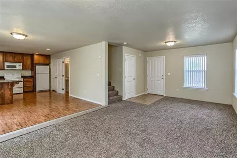 440 Freeman Rd, Central Point, OR 97502 photo 5