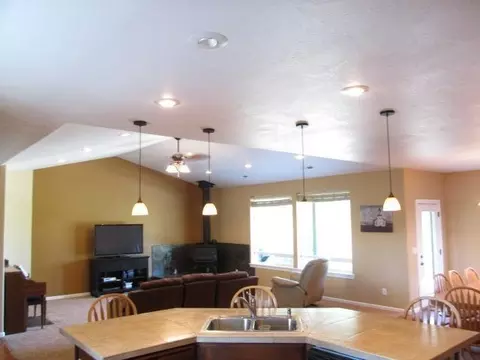 985 Riley Rd, Eagle Point, OR 97524 photo 30