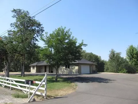 985 Riley Rd, Eagle Point, OR 97524 photo 3