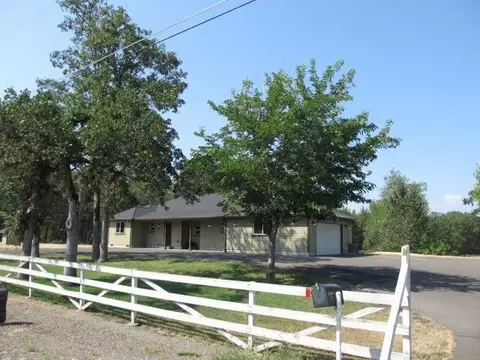 985 Riley Rd, Eagle Point, OR 97524 photo 1