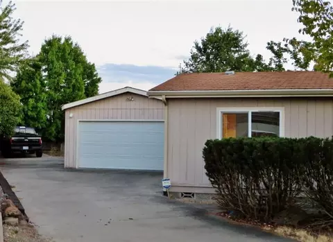 19 Kingfisher Ct, Eagle Point, OR 97524 photo 3