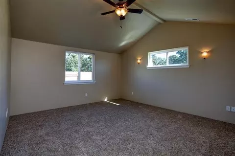212 Singing Grass Ln, Central Point, OR 97502 photo 15