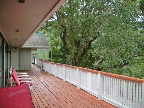 1718 Wetherbee, Grants Pass, OR 97527 photo 33