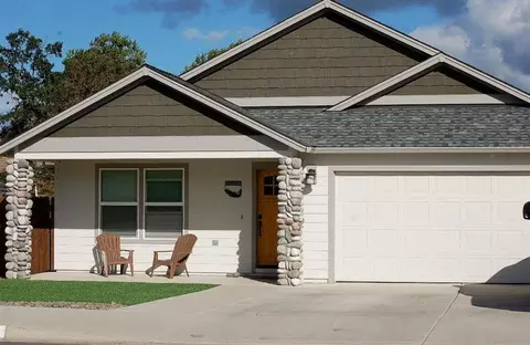 498 Sienna Hills Dr, Eagle Point, OR 97524 photo 1