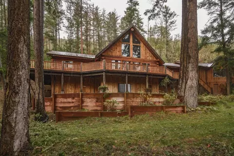 758 Thompson Creek Rd, Applegate, OR 97530 photo 2
