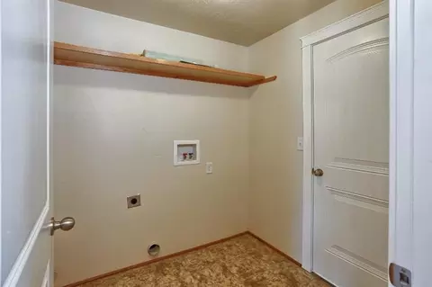 637 Nottingham Ter, Eagle Point, OR 97524 photo 13