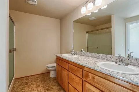 637 Nottingham Ter, Eagle Point, OR 97524 photo 16