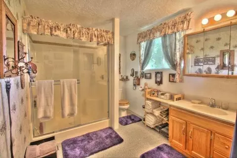 2195 Ball Rd, Eagle Point, OR 97524 photo 12