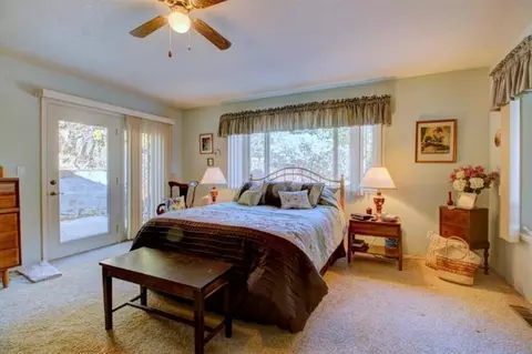 597 Worthington Rd, Eagle Point, OR 97524 photo 8