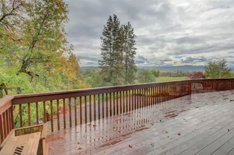 597 Worthington Rd, Eagle Point, OR 97524 photo 18