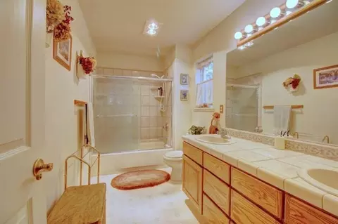 597 Worthington Rd, Eagle Point, OR 97524 photo 11