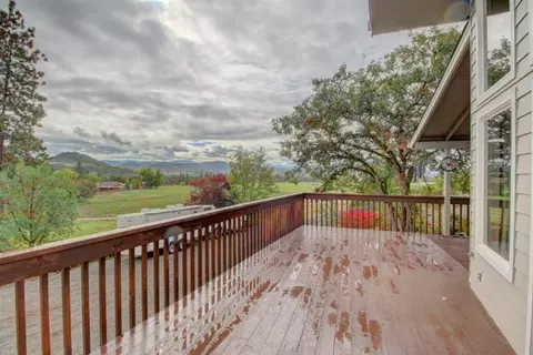 597 Worthington Rd, Eagle Point, OR 97524 photo 19