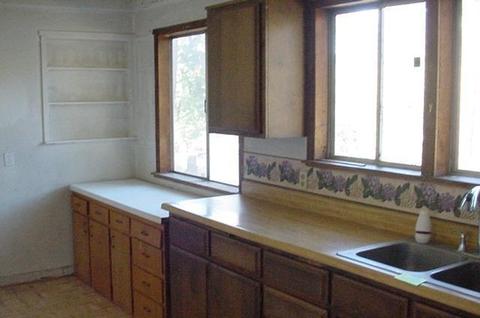 7227 Lost Creek Rd, Eagle Point, OR 97524 photo 2