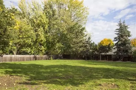 111 S Rose St, Phoenix, OR 97535 photo 7