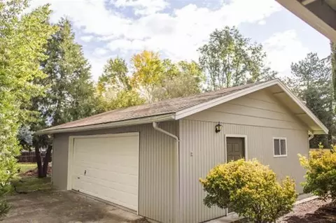 111 S Rose St, Phoenix, OR 97535 photo 6