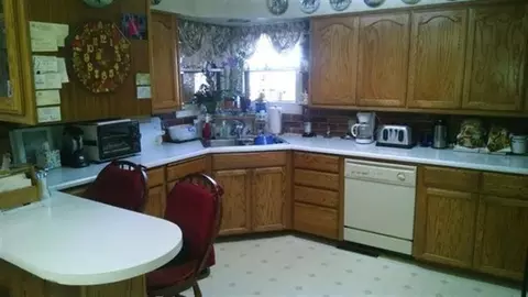 80 Bigham, Central Point, OR 97502 photo 2
