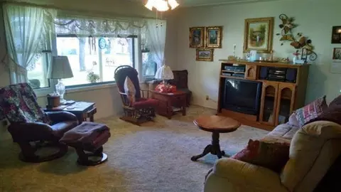 80 Bigham, Central Point, OR 97502 photo 4