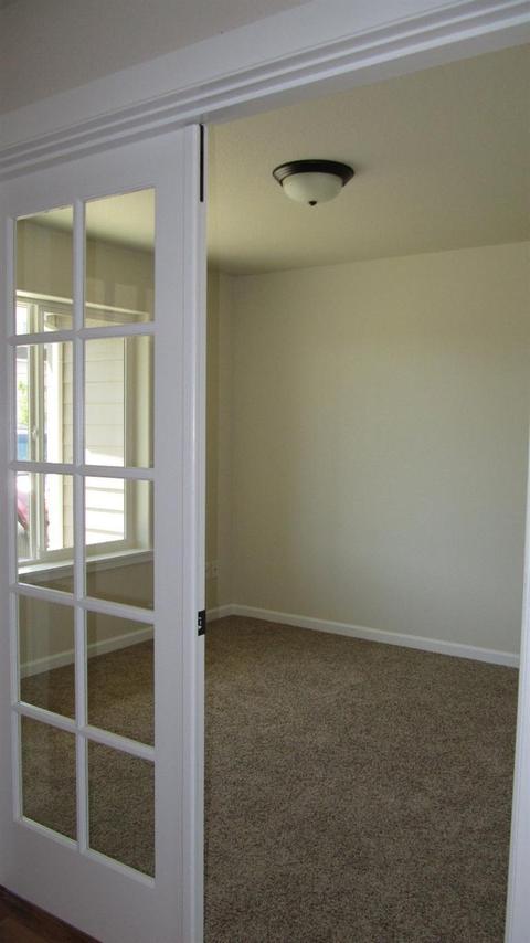 551 N Heights Dr, Eagle Point, OR 97524 photo 17
