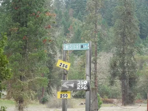 262 Gunnell Rd, Grants Pass, OR 97526 photo 27
